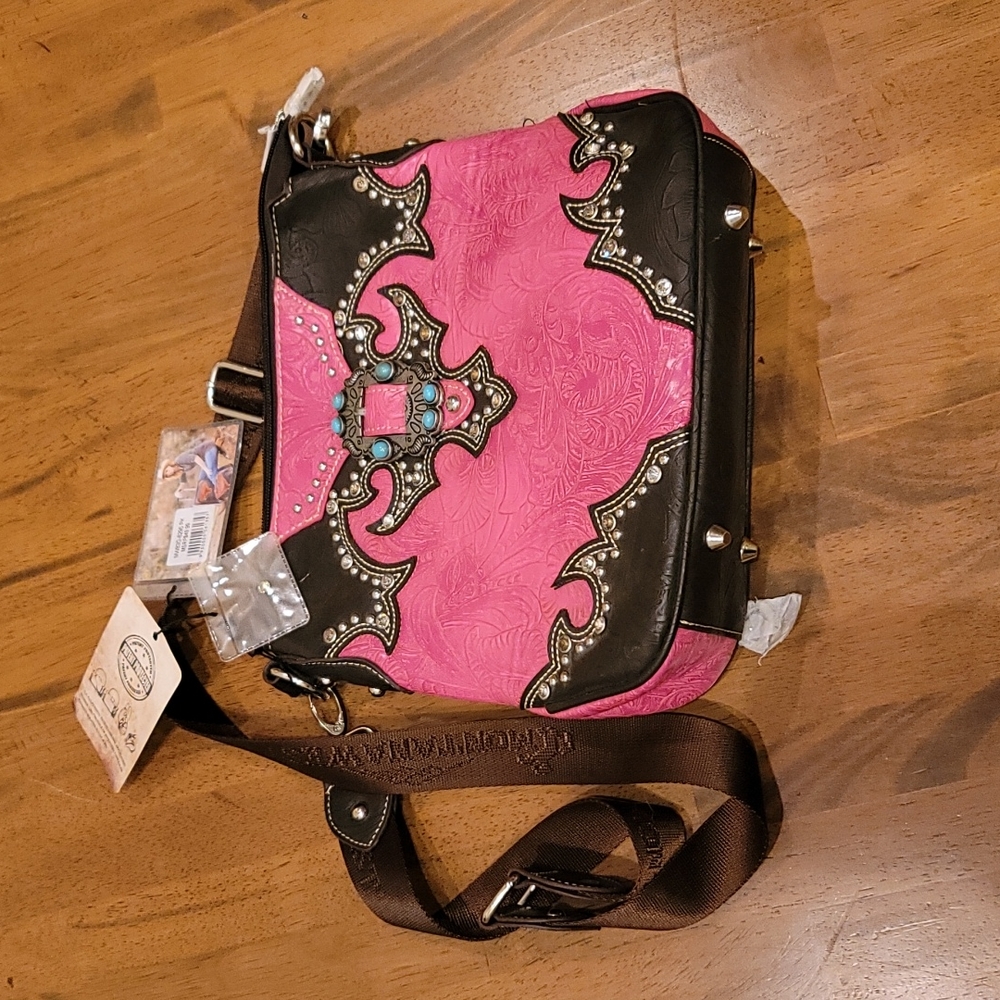 Montana west pink conceal carry shoulder bag